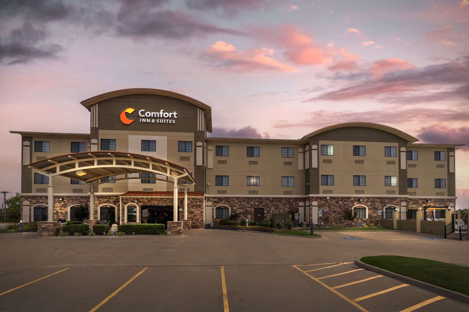 Comfort Inn & Suites Glenpool 4/32