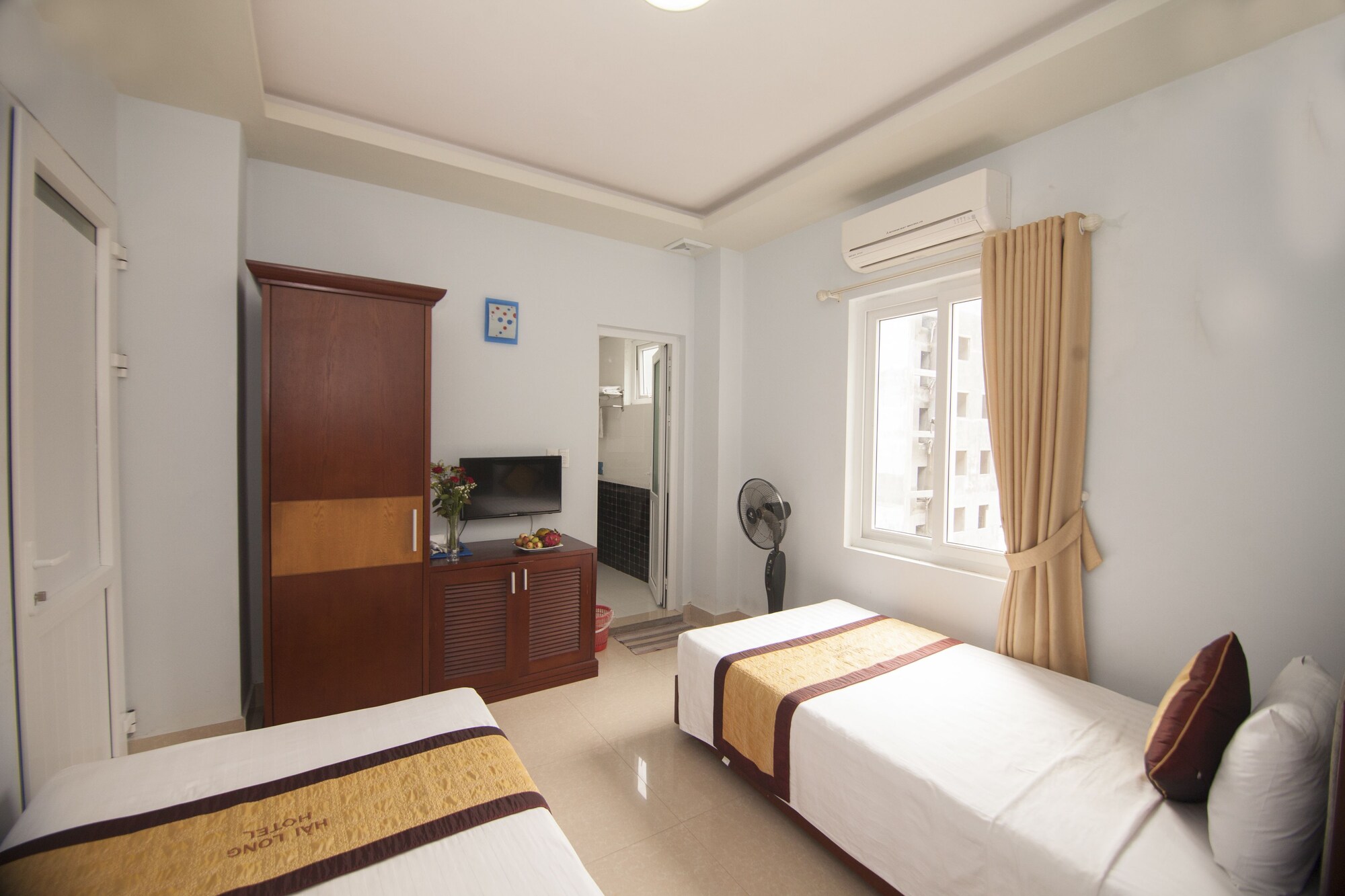 STANDARD, TWIN BEDS