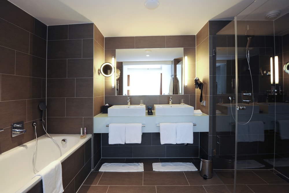 ATLANTIC Grand Hotel Bremen 48/50