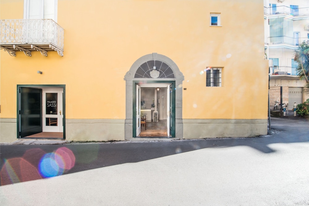 Palazzo Sassi 31/42