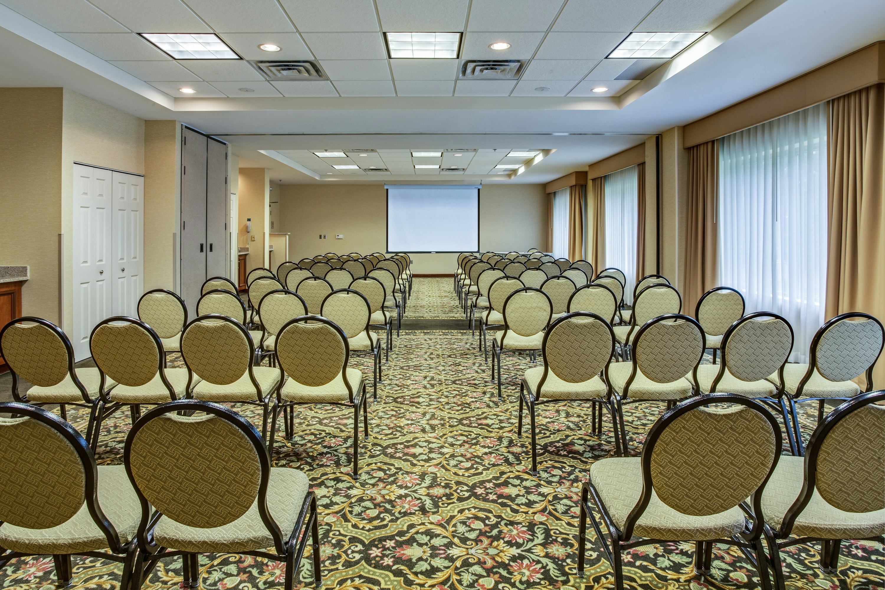 Hilton Garden Inn Cleveland Airport 20/28