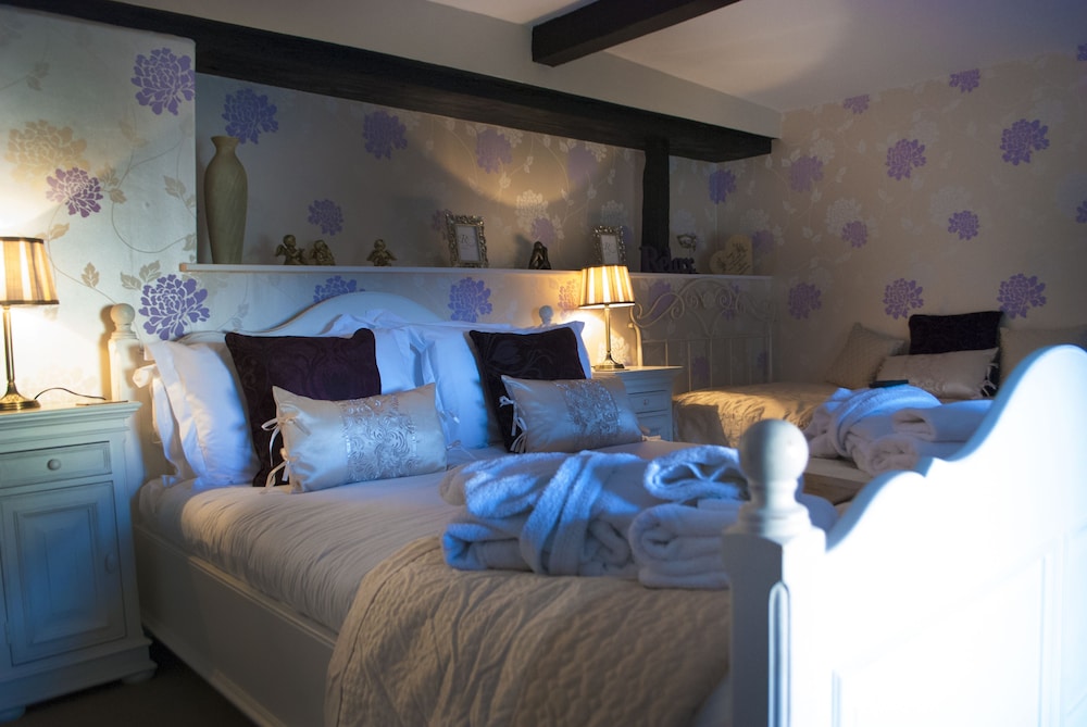 The Castle House Luxury Bed & Breakfast 14/50