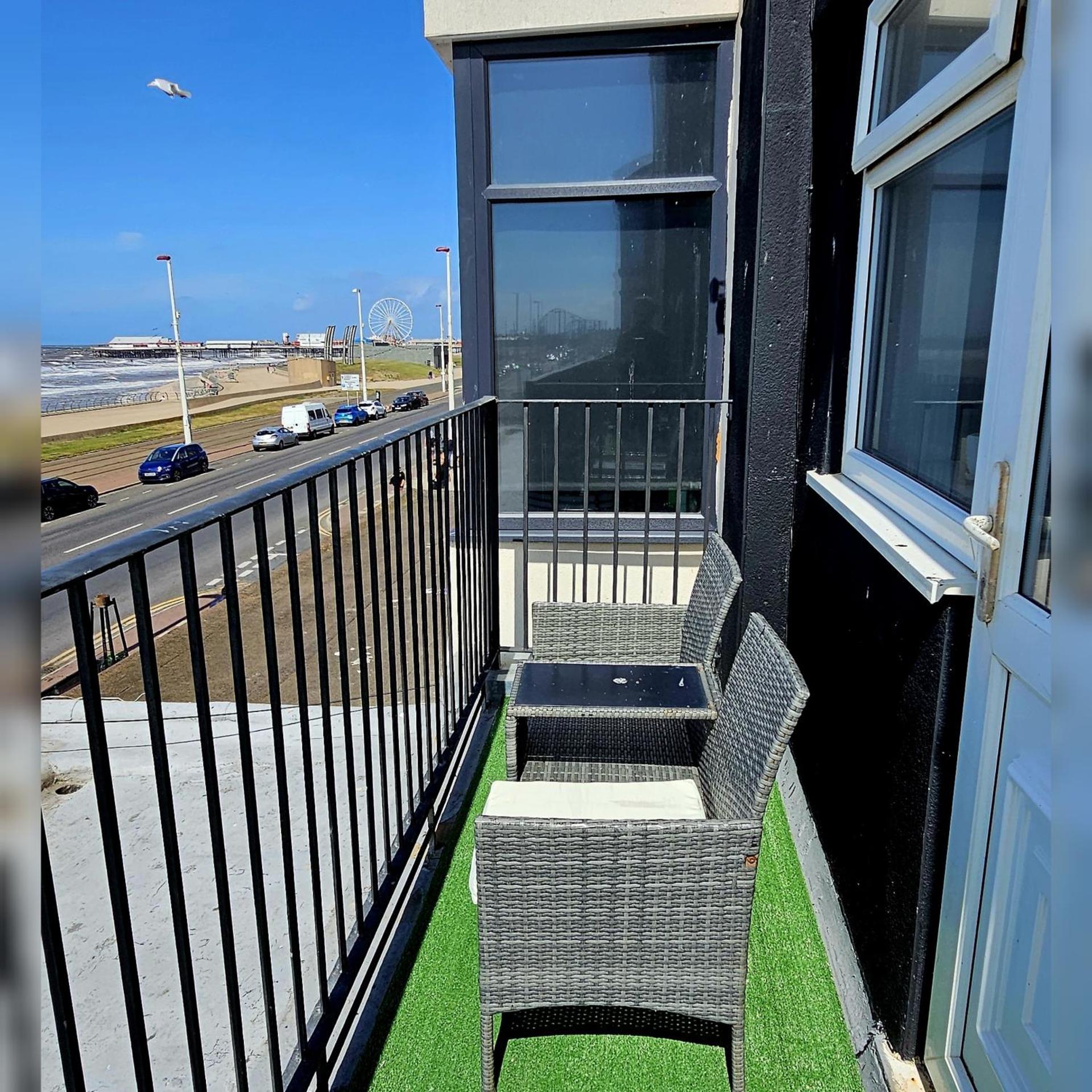 Sapphire hotel blackpool promenade 2/16