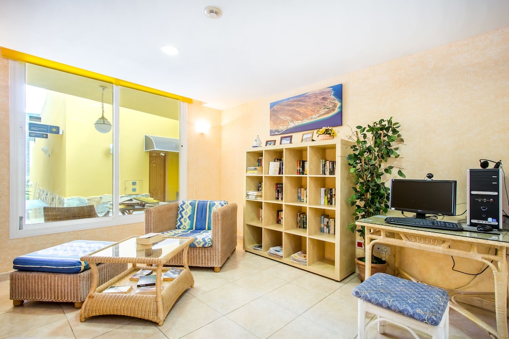 Apartamentos Punta Marina by LIVVO 21/46