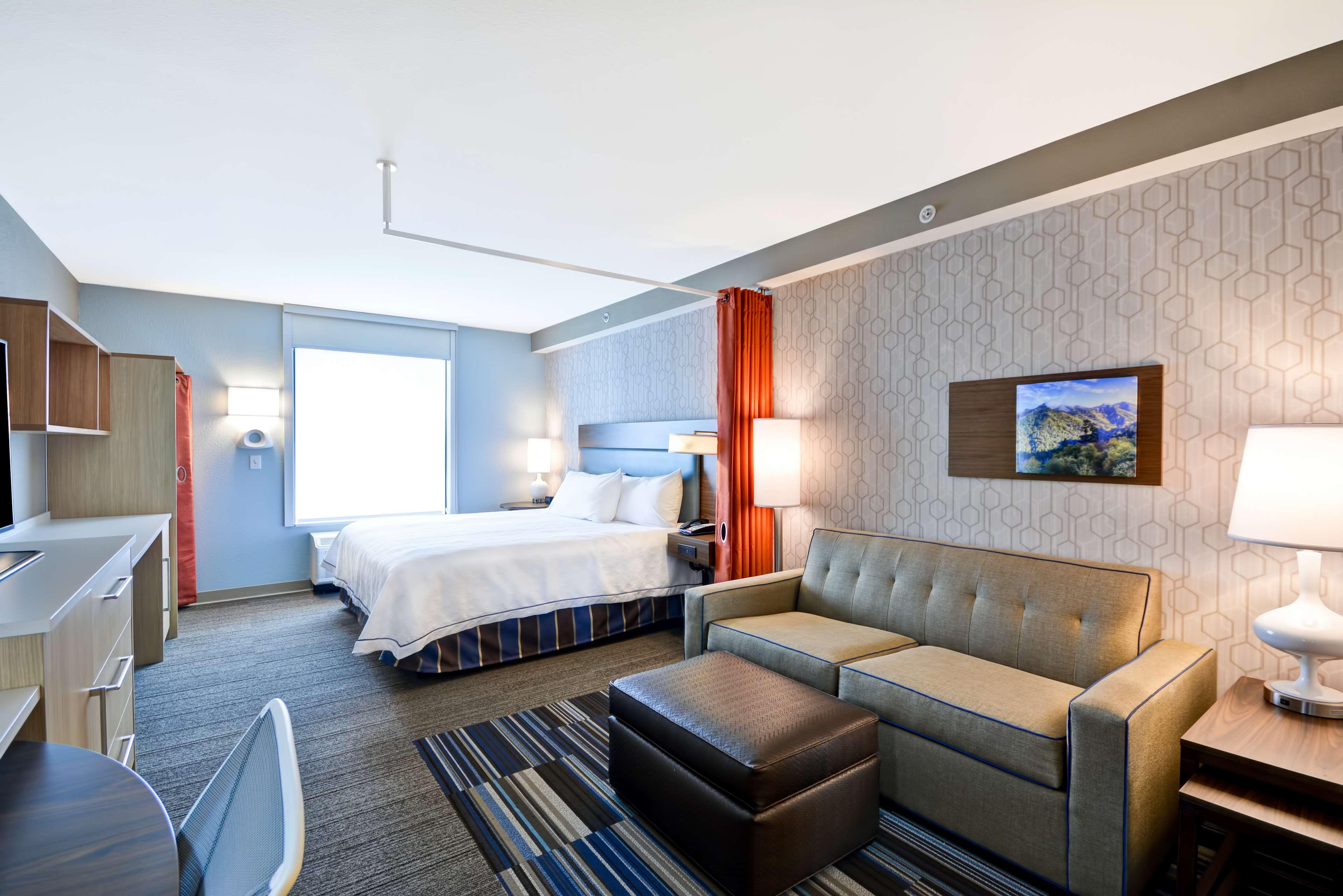 STUDIO, SUITE, KING BED, ACCESSIBLE
