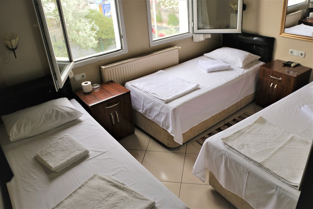 Durak Hotel 13/36