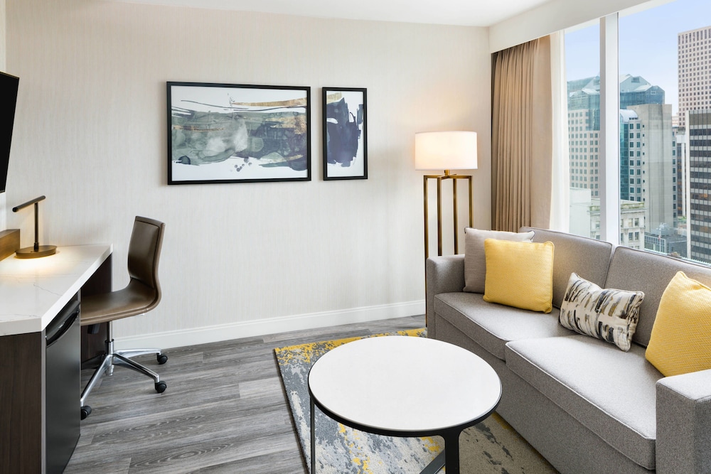 Delta Hotels by Marriott Vancouver Downtown Suites 30/49