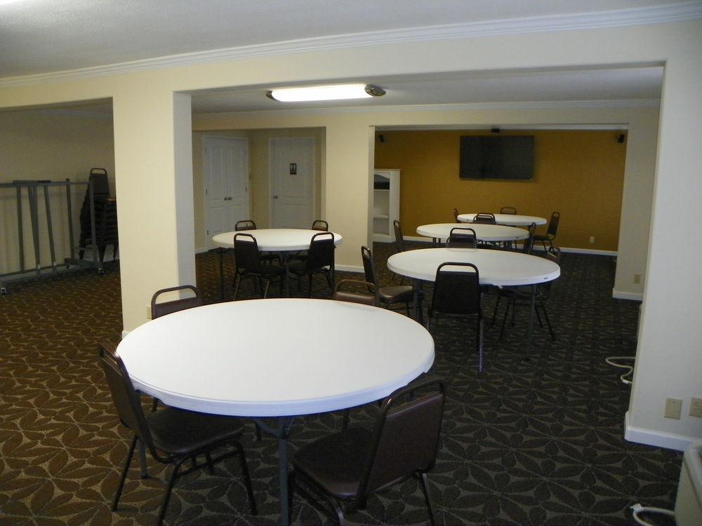 Mill Tree Inn 16/21