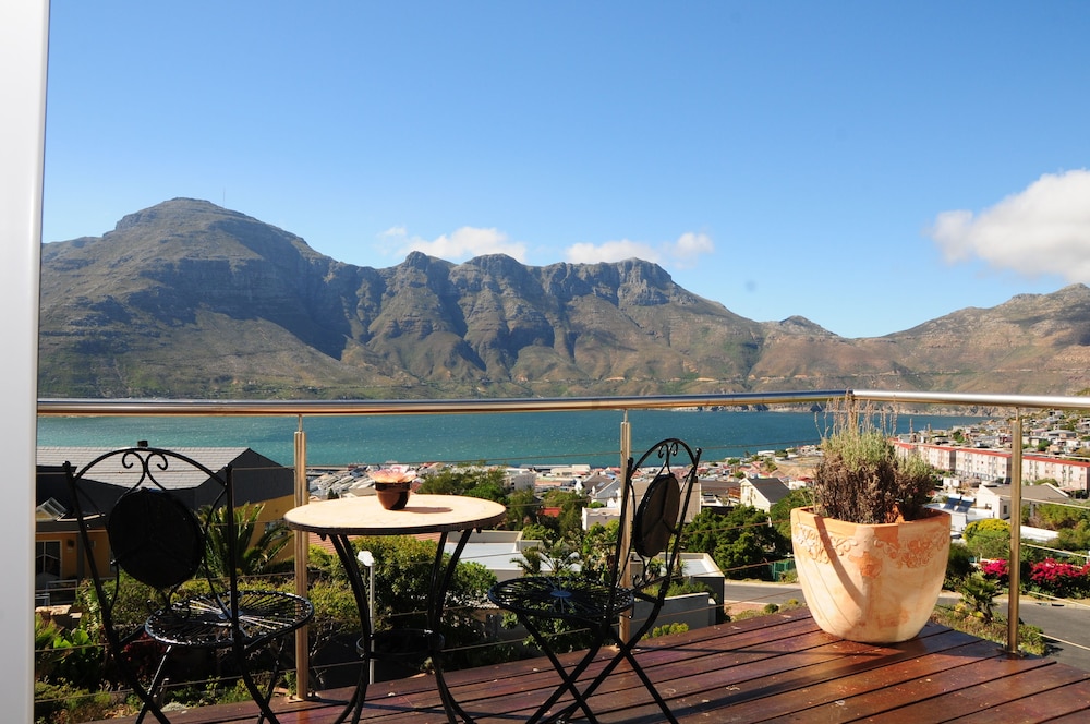 Hout Bay Breeze 36/50
