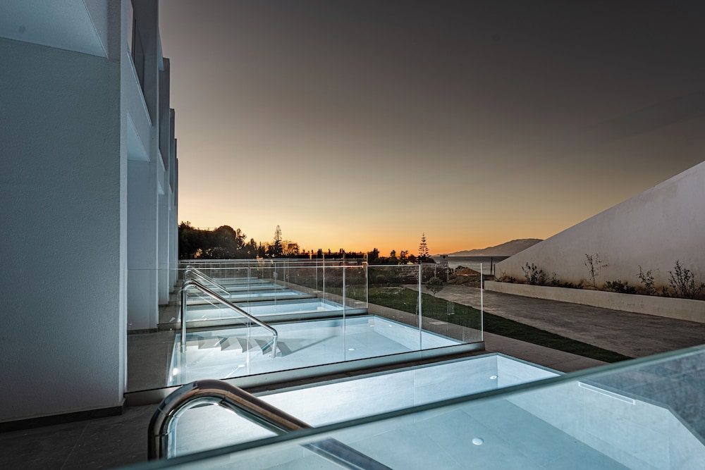 Magique Bleu Suites 34/50
