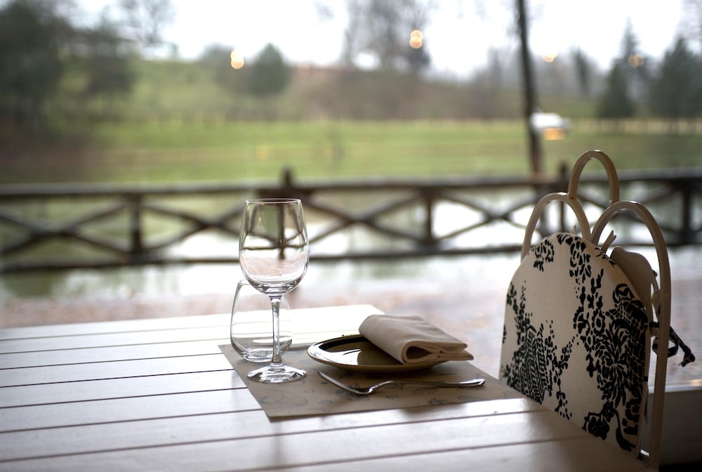 Urbino Resort 36/75