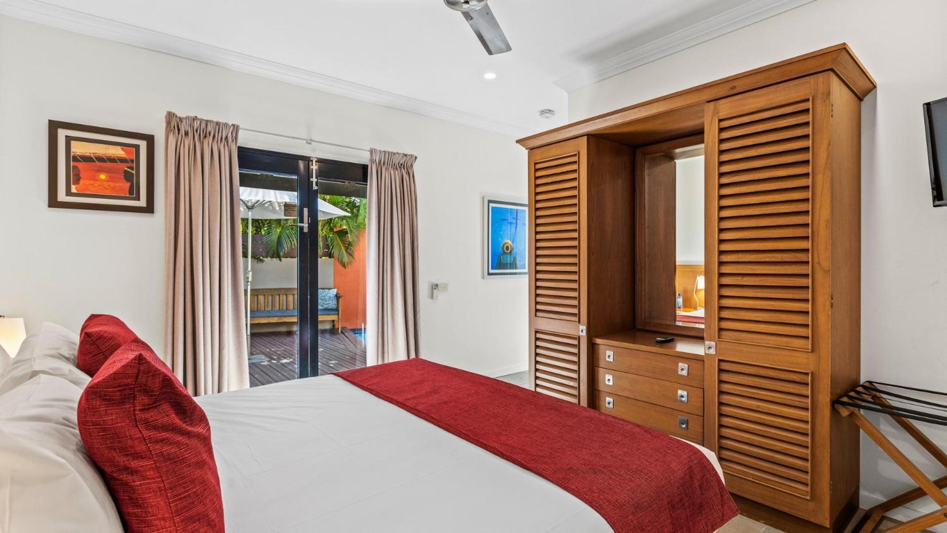 1 Bedroom, Pool, Suite