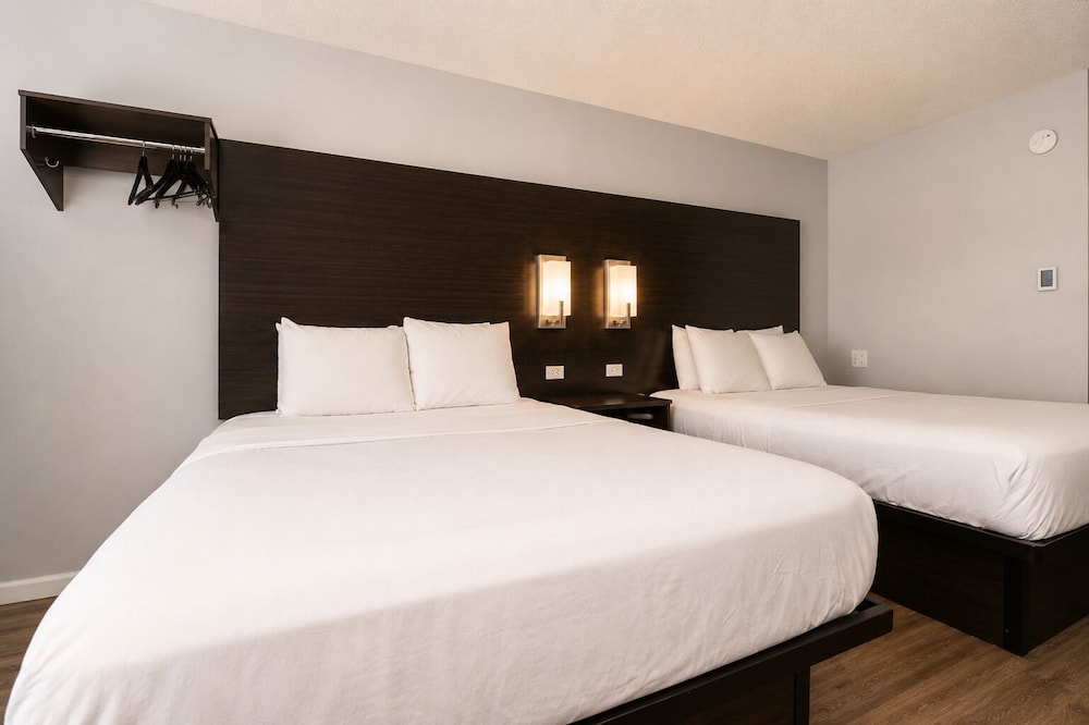 Envi Boutique Hotel 30/74