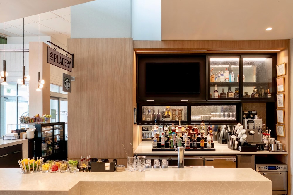 Hyatt Place Sacramento Roseville 53/67