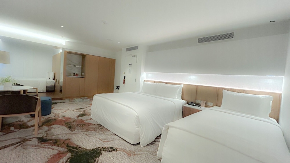 Merdeka, Family, Quadruple, 1 King and 1 Single Beds