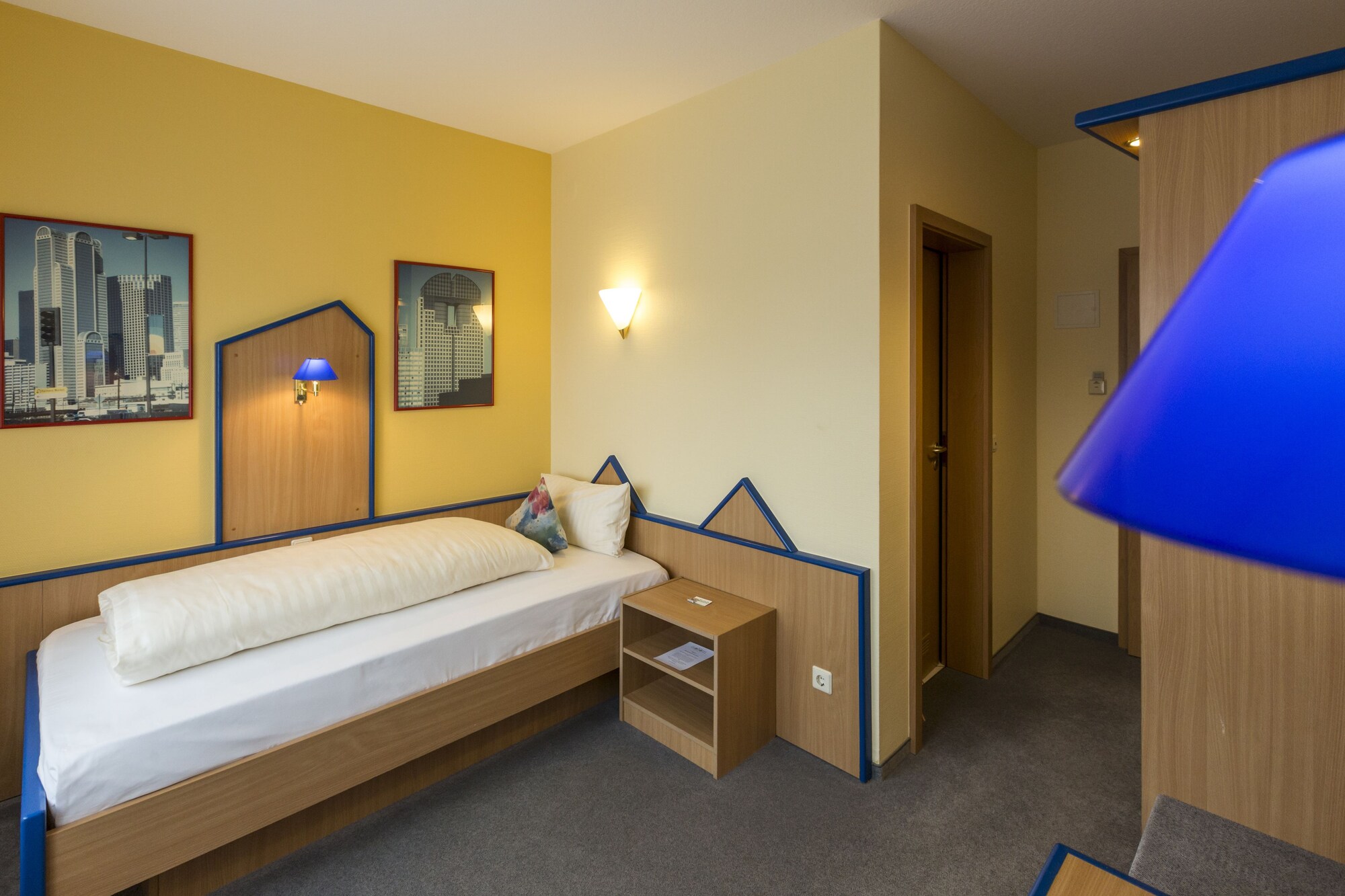 BASIC, DOUBLE BED