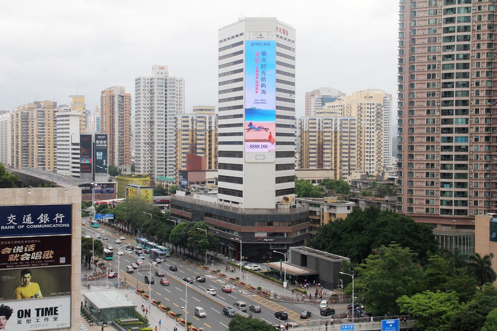 Shanghai Hotel 43/50