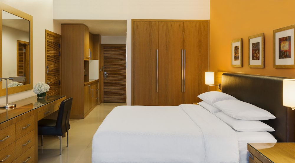 Four Points by Sheraton Bur Dubai 27/57