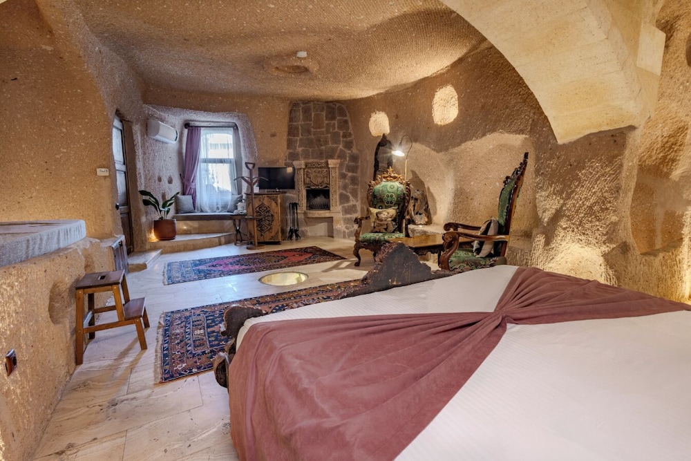 HONEYMOON, SUITE, KING BED