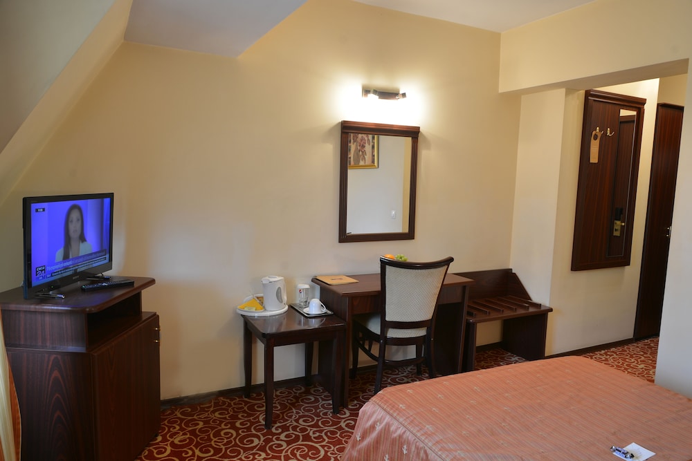 Hotel Central Ploiesti 41/69