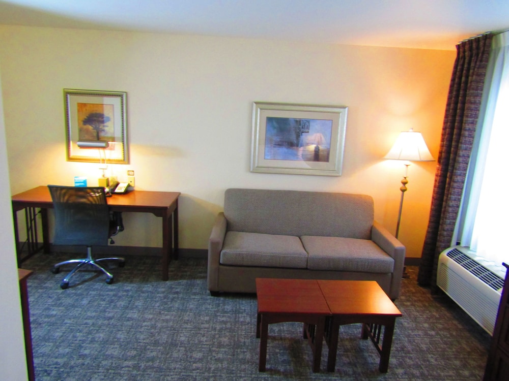STAYBRIDGE SUITES ROCHESTER - UNIVERSITY 46/78