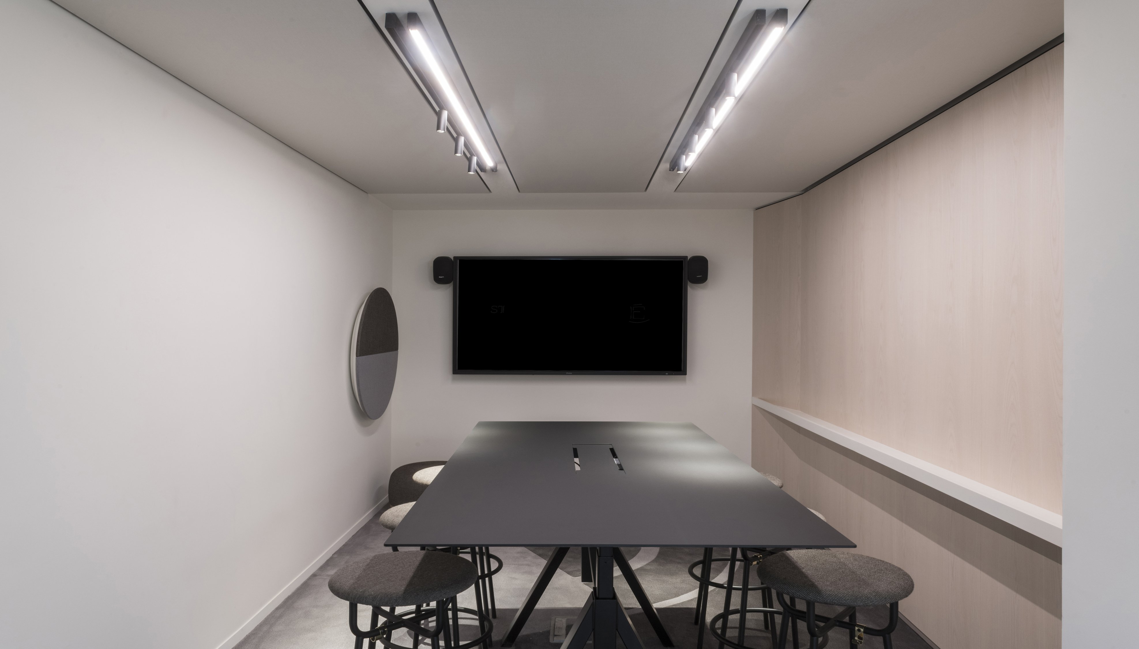 Kimpton St Honore Paris 61/80