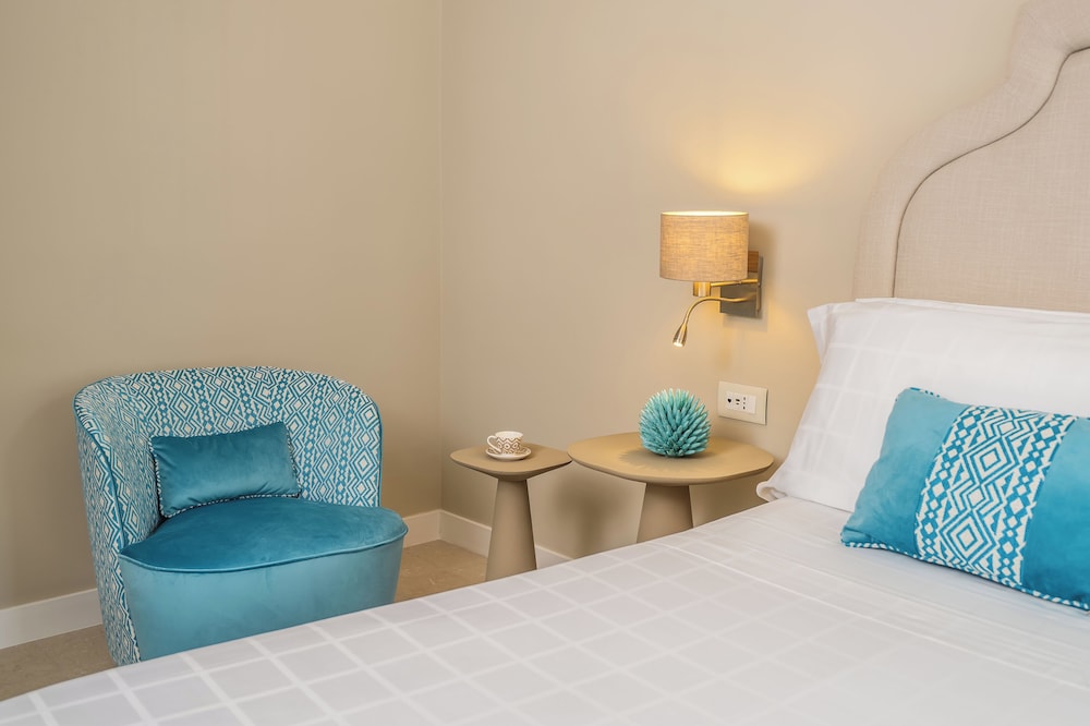 Hotel Capri 25/50