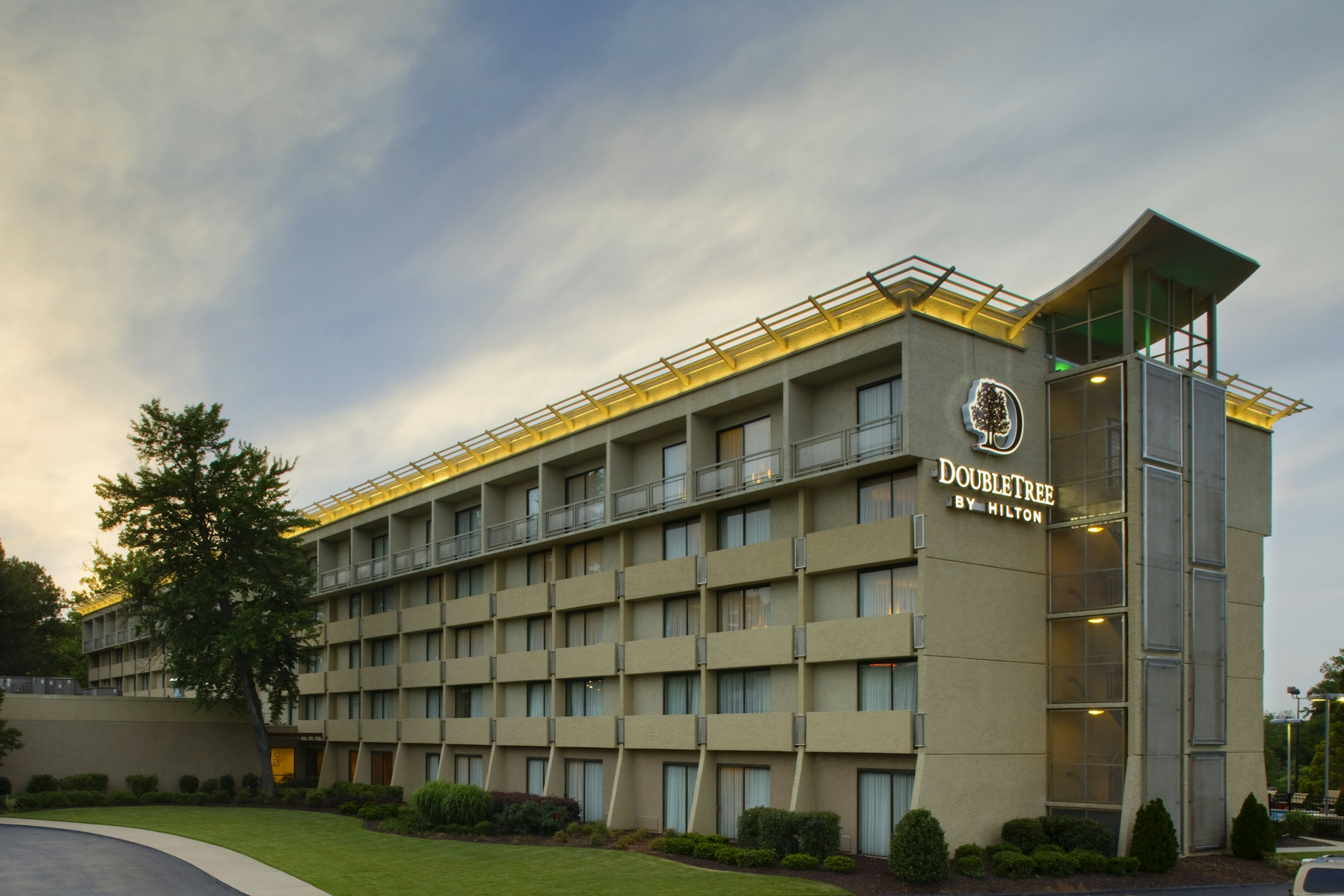 Doubletree By Hilton Atlanta Northlake 2/18