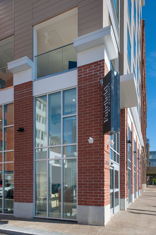 Fairfield Inn & Suites By Marriott Pittsburgh Downtown 1/24