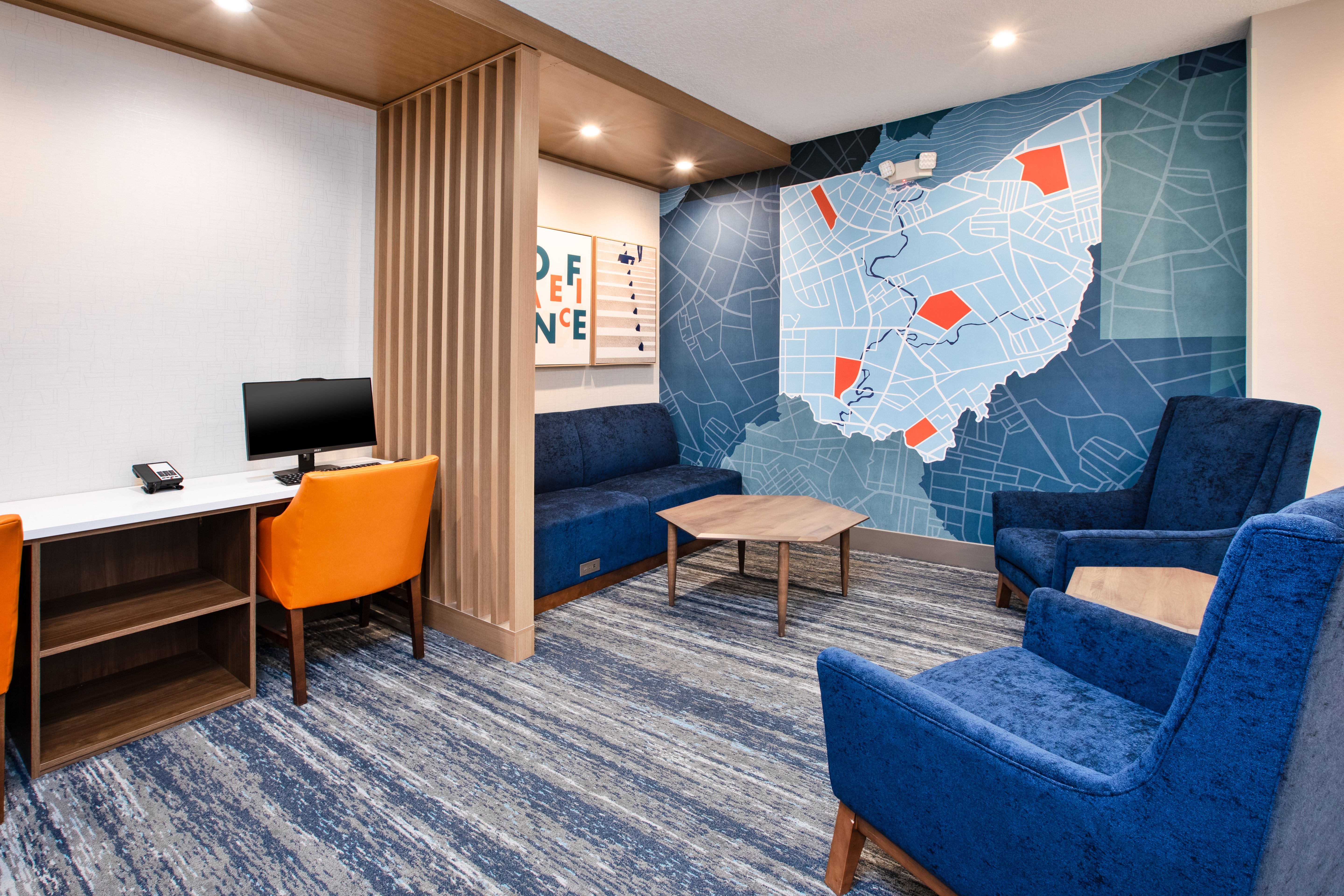 Holiday Inn Express Hotel Suites Defiance 48/52
