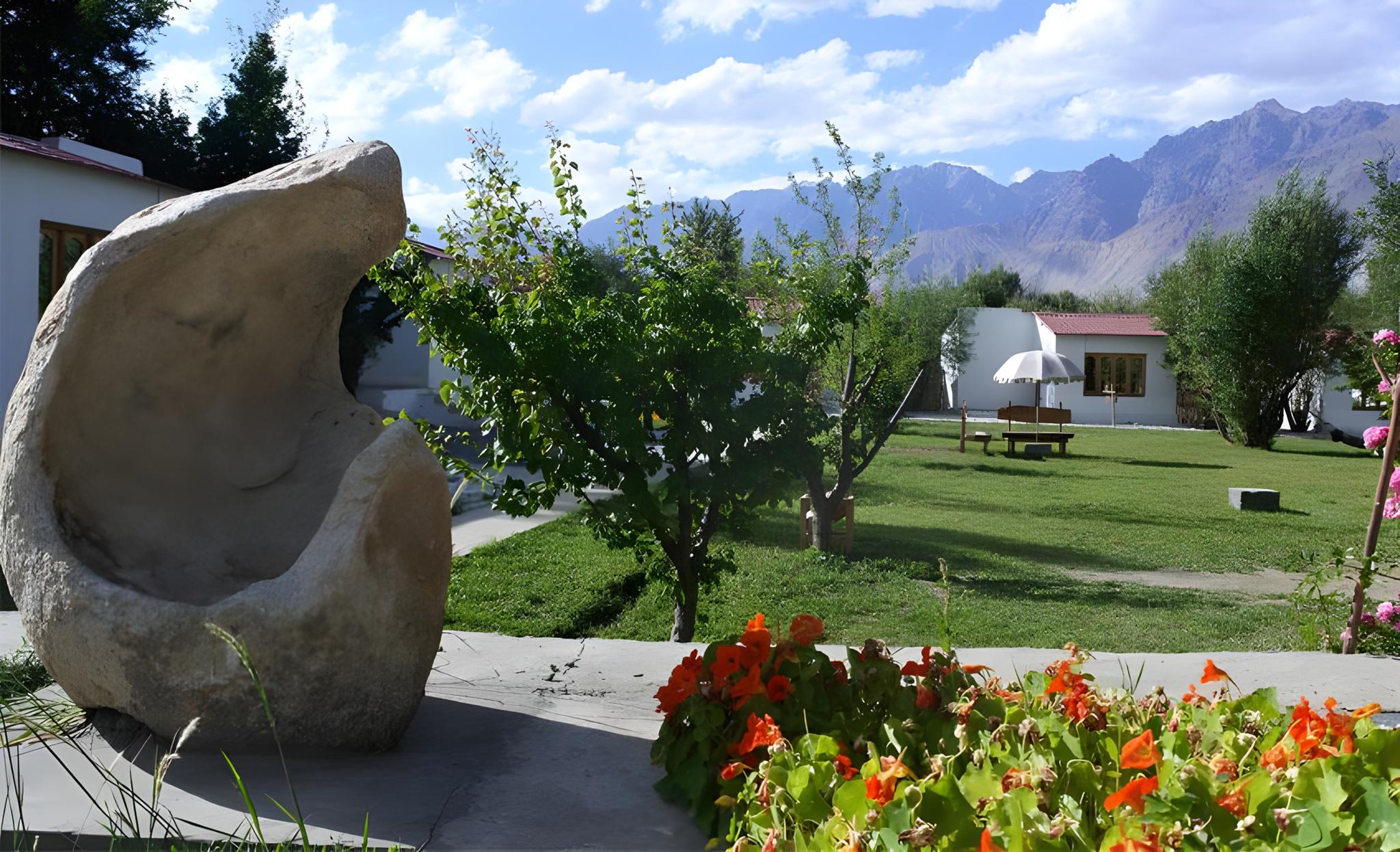 Himalayan Eco Resort 14/24