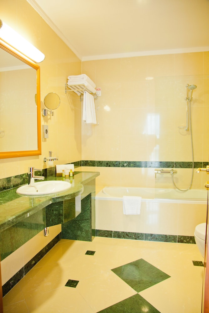 Caspian Riviera Grand Palace 50/50