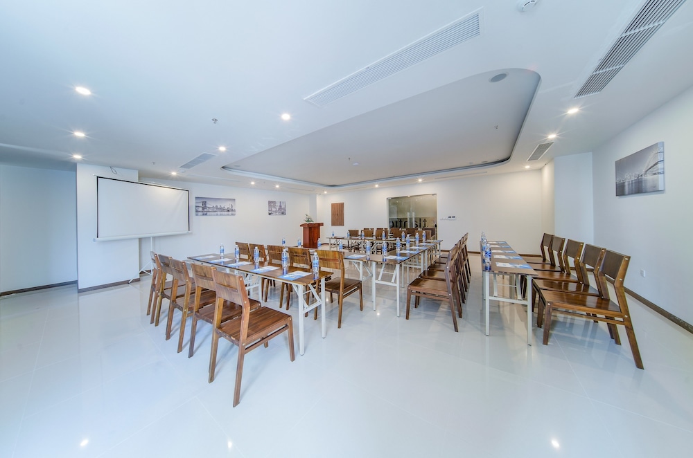 Atlantic Nha Trang Hotel 43/50