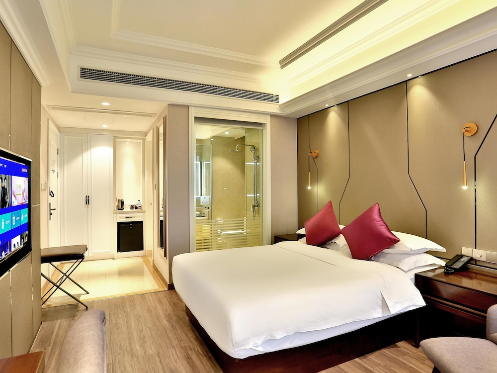 Mercure Hangzhou Linping 26/67