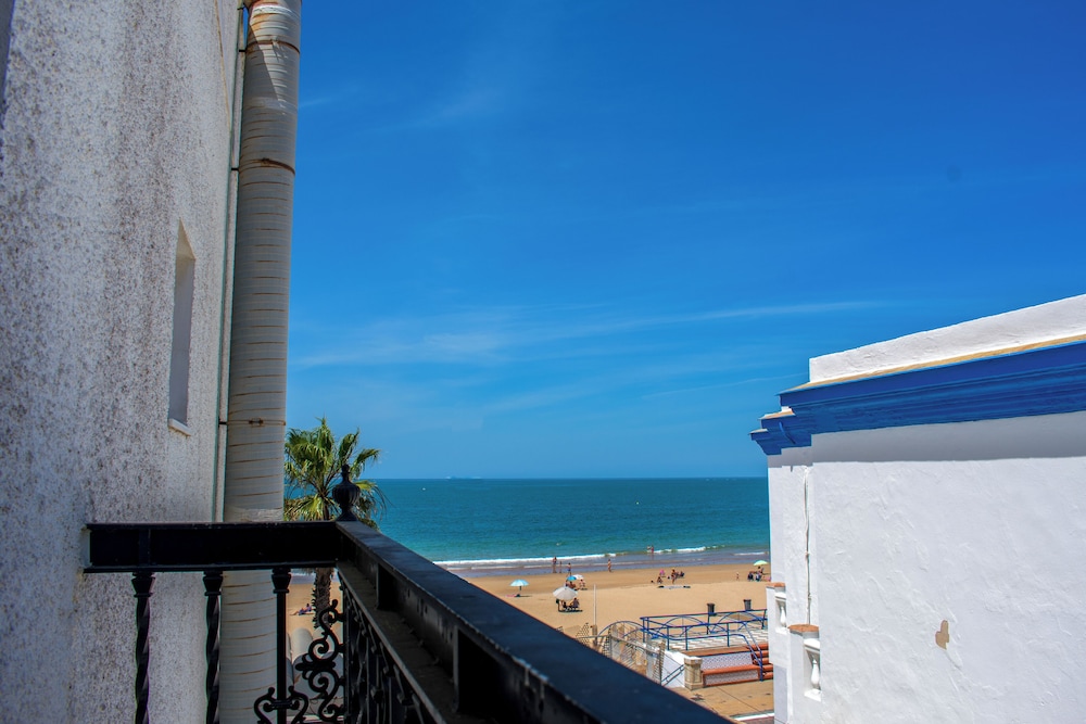 Playa de Regla 64/69