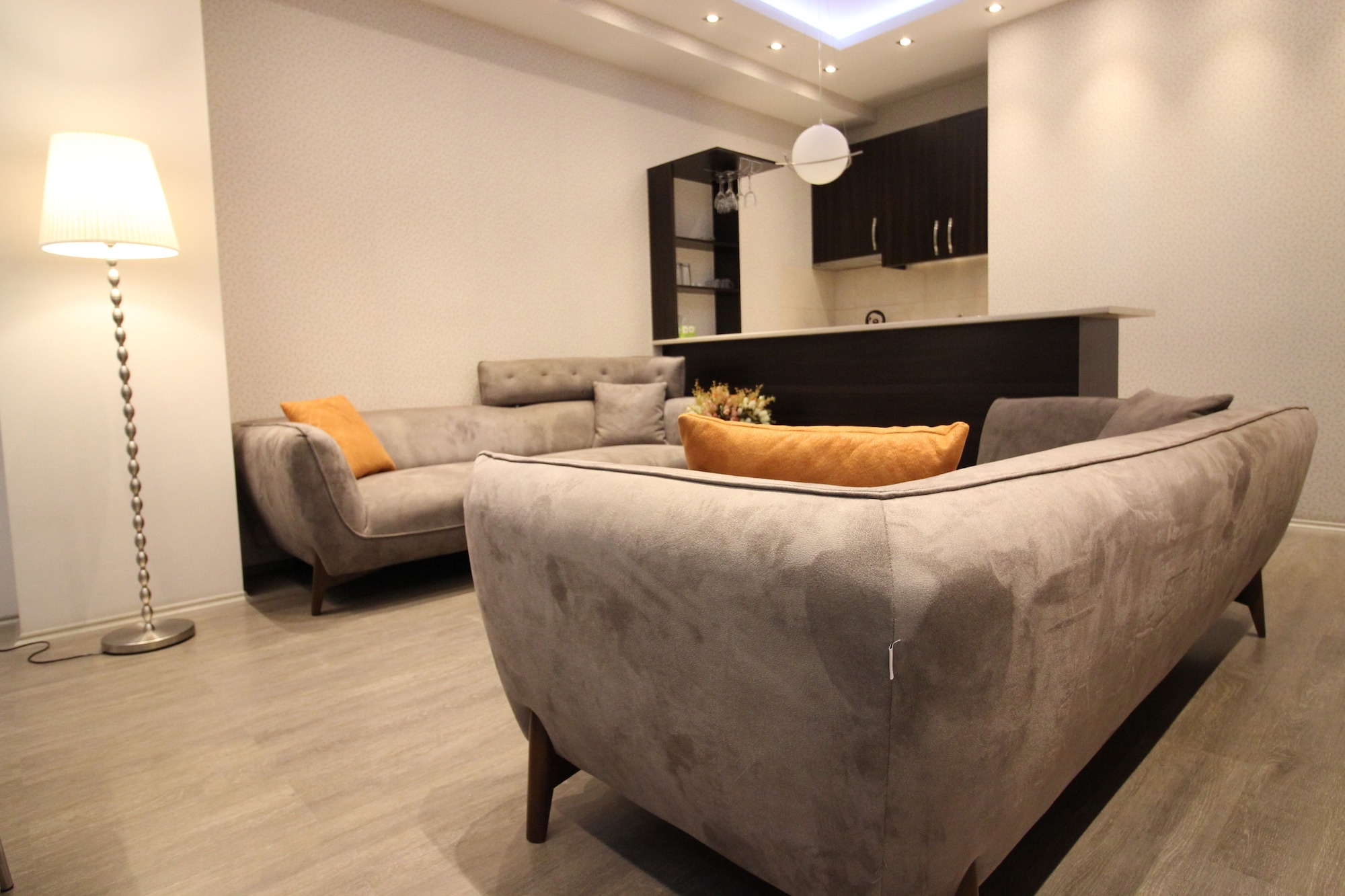 شقة سوبيريور بسرير كينج وسرير كوين بشرفة مع أريكة، Maxela Apartments 8/10