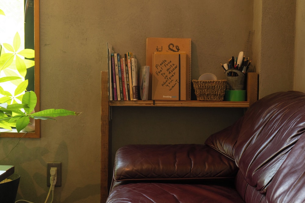Untapped Hostel 42/57