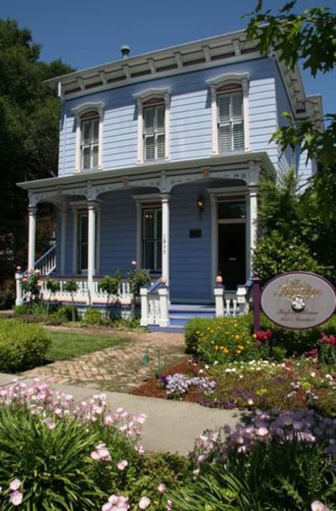 Napa Inn 2/50