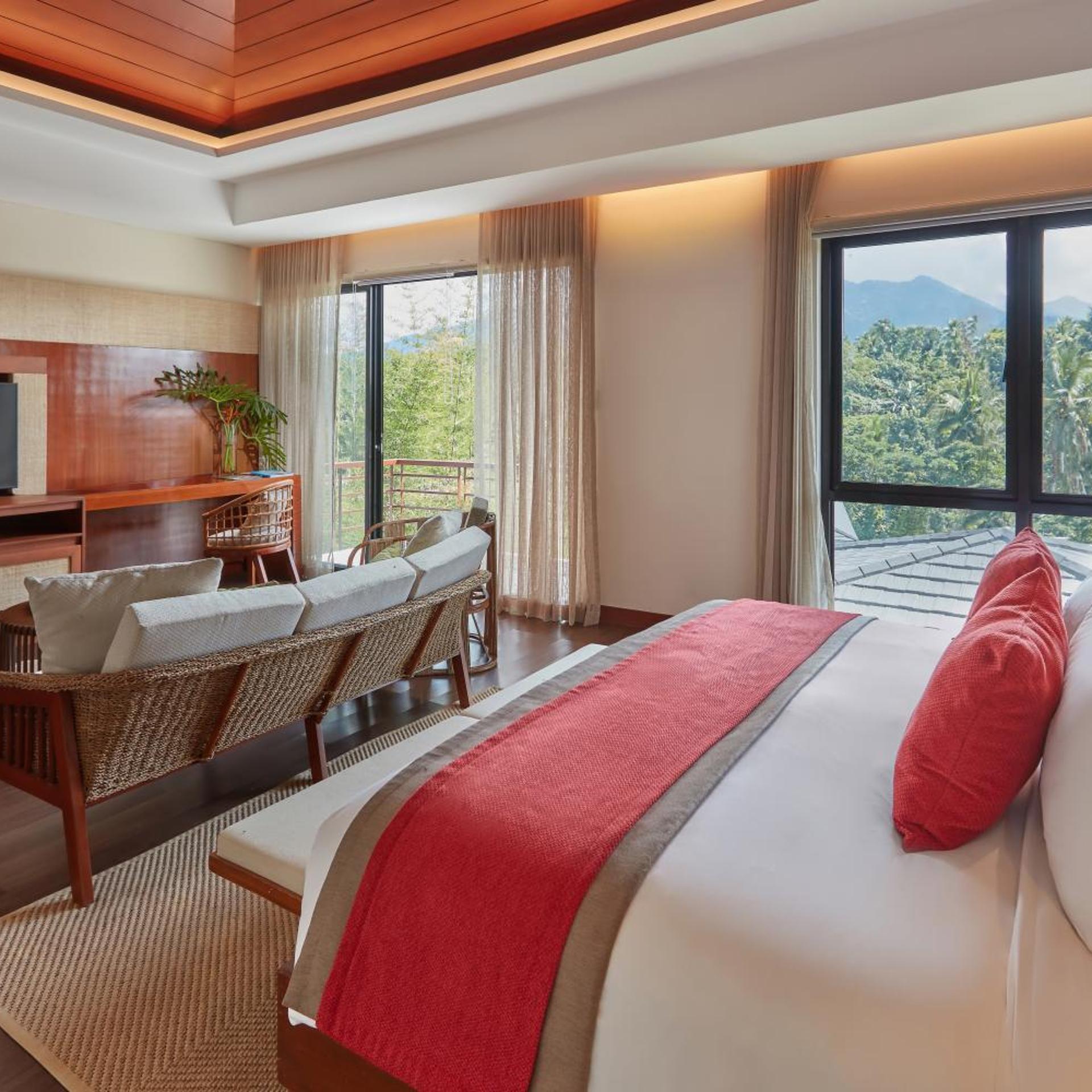 Pool Residence, King Bed