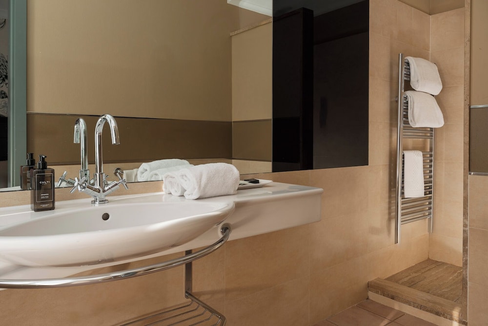 Hotel Helvetia Thermal Spa 48/50