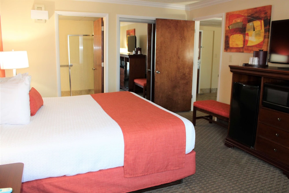 Best Western Plus Burlington 9/49