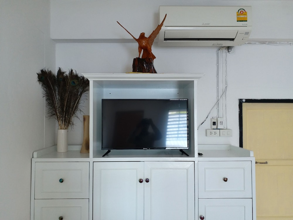 Chang Hostel Suvarnabhumi by ZUZU 44/47