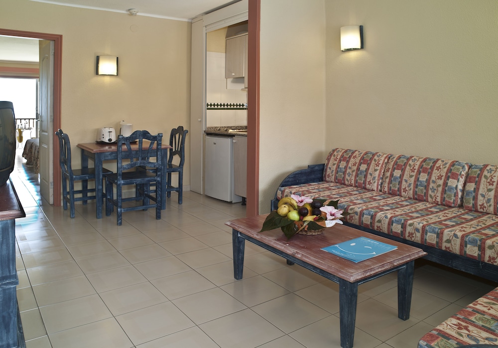 Hovima Jardin Caleta 20/50