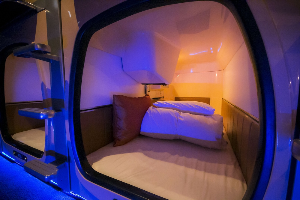 Spa &amp; Capsule Hotel GrandPark-Inn Kitasenju - Caters to Men 12/50
