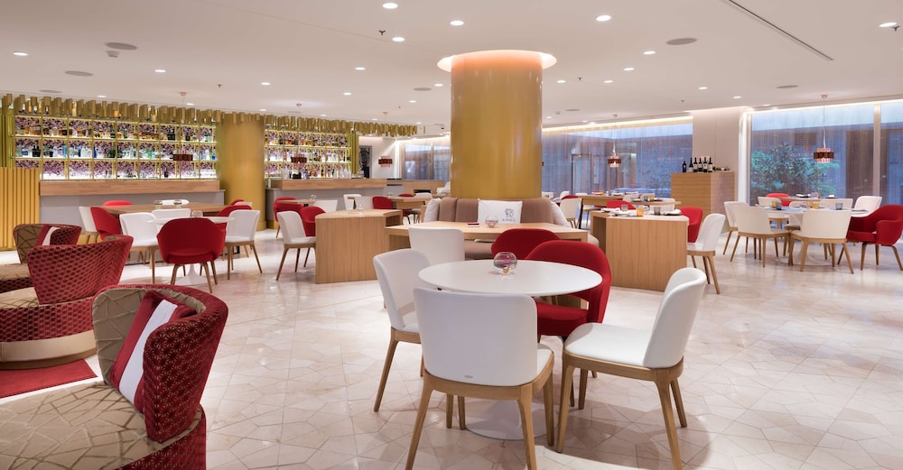 NH Collection Madrid Eurobuilding 39/49