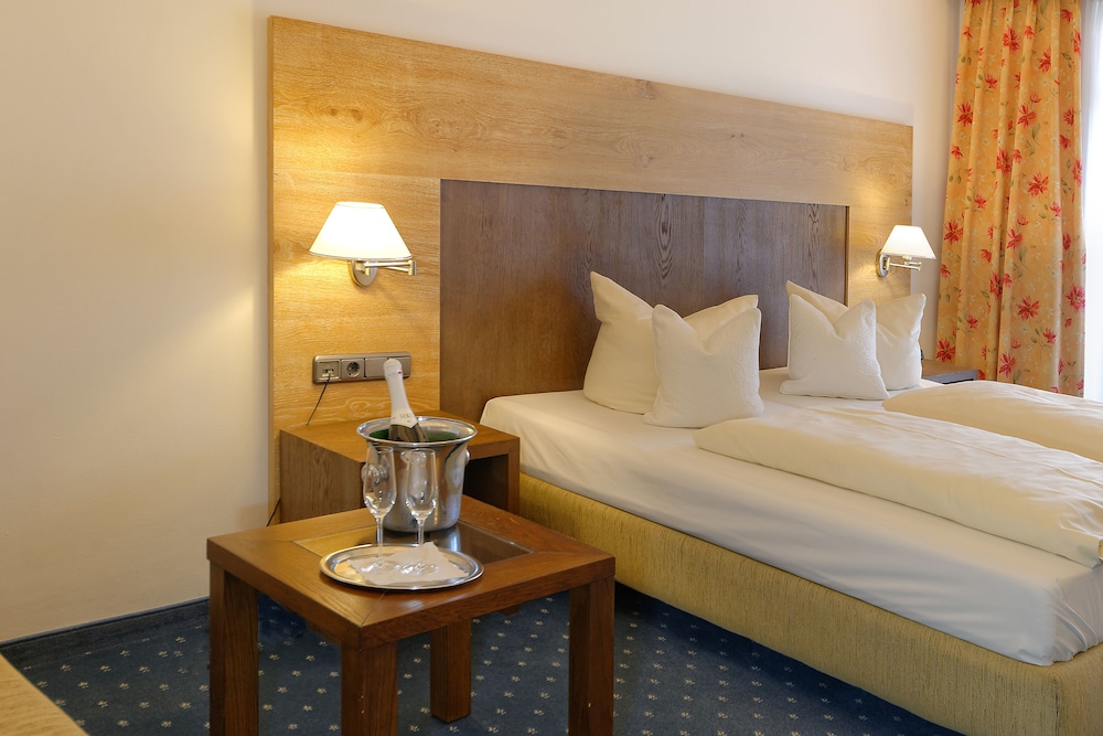 Hotel Alte Post 32/62