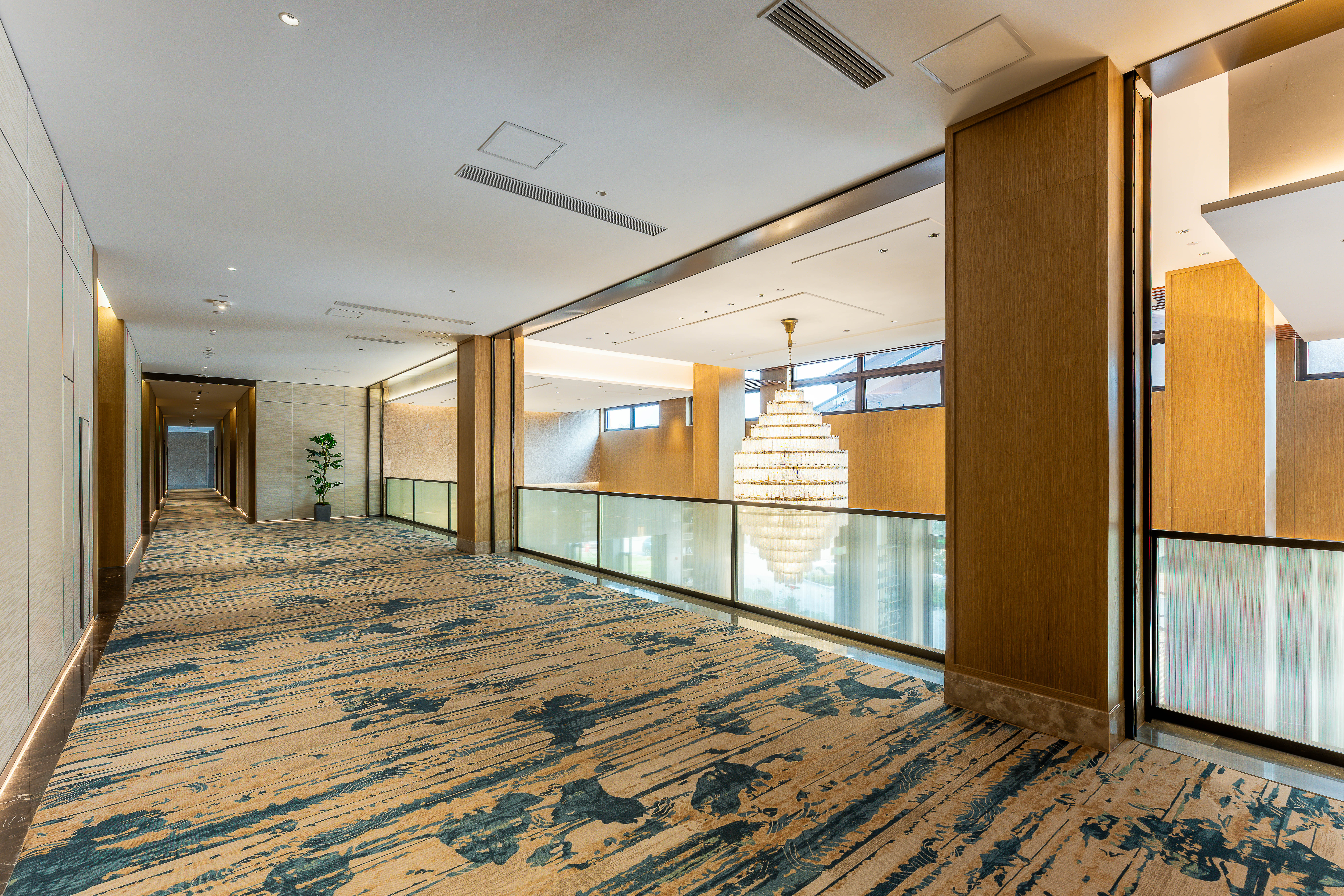 Holiday Inn Jiuhua Mountain Hot Spring Hotel 24/50