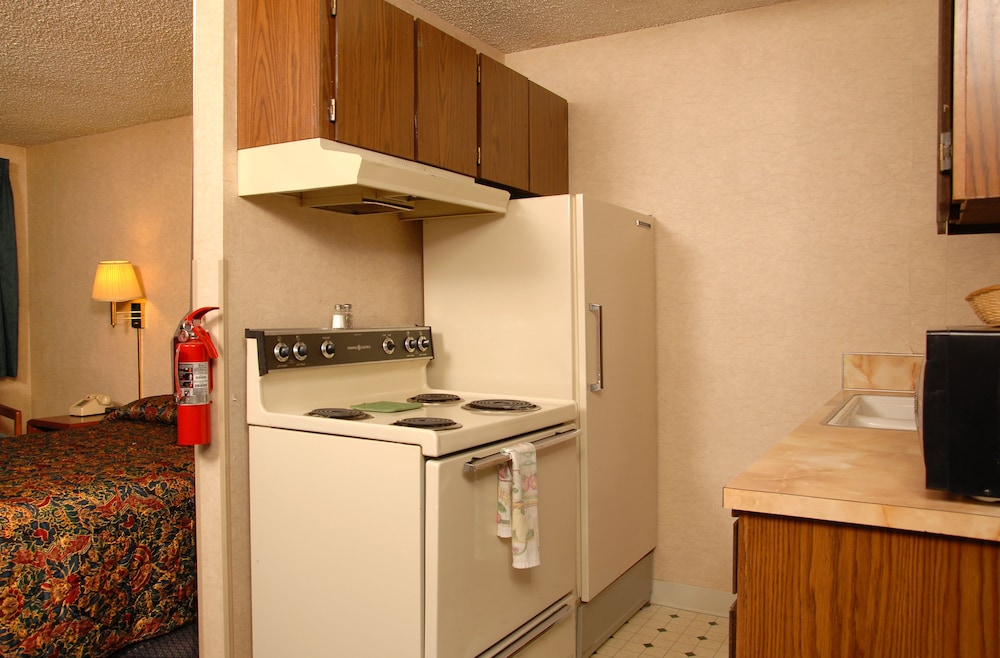 Redmond Inn 37/47