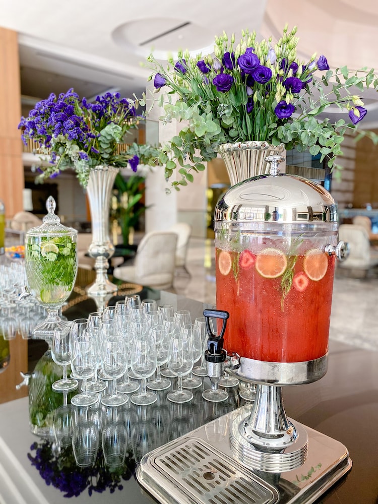 Vogue Hotel Supreme Bodrum 76/98