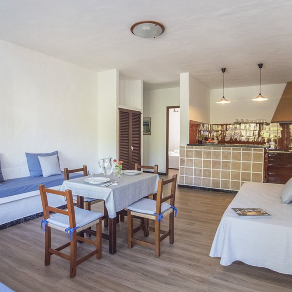 Apartamentos Pinomar 41/51